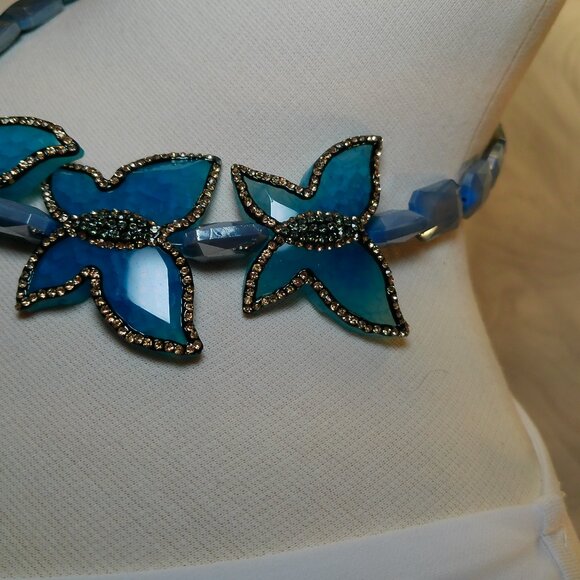 Two Toned Blue statement necklace (420) - Picture 6 of 16